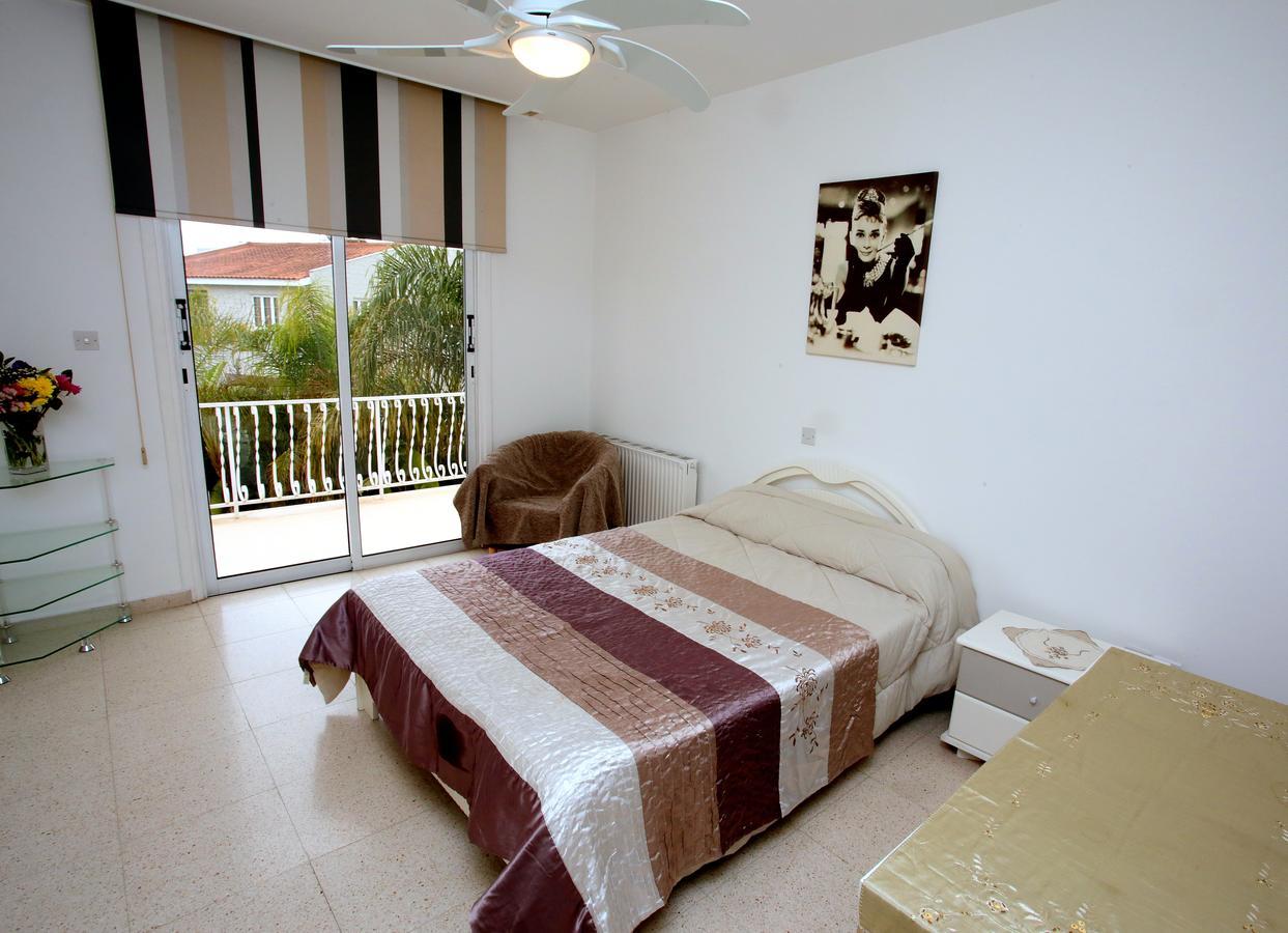 The White House Villa Larnaca Buitenkant foto