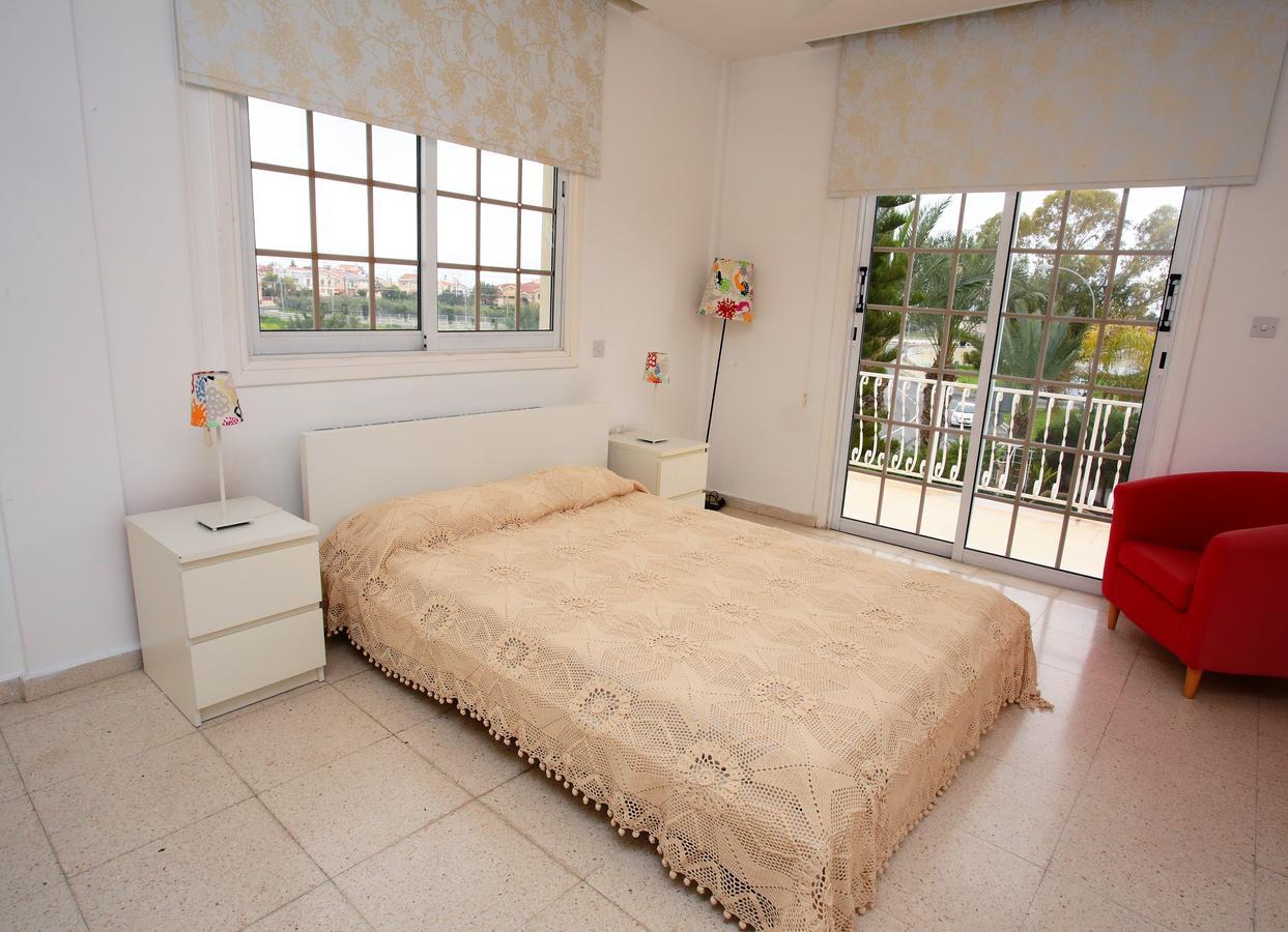 The White House Villa Larnaca Buitenkant foto
